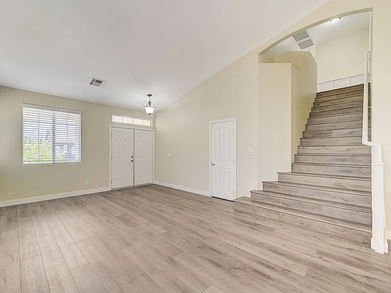 11490 Steponia Bay St — Photo 6