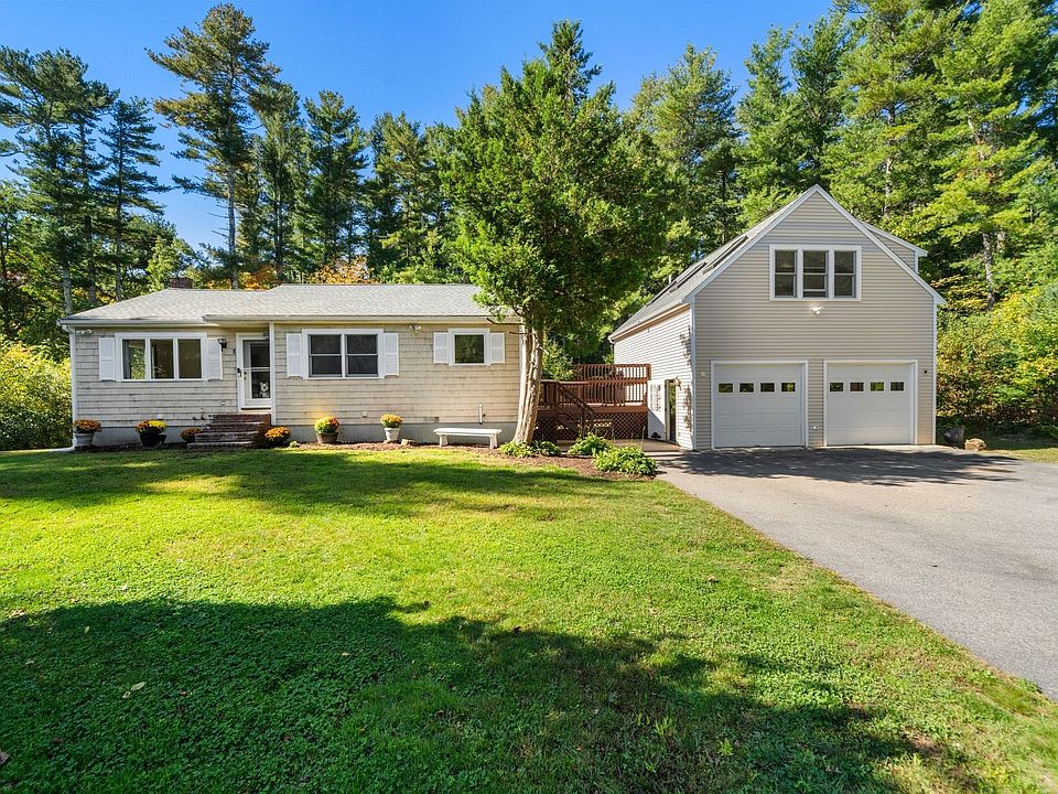 1st image of 3 Redcoat Ln