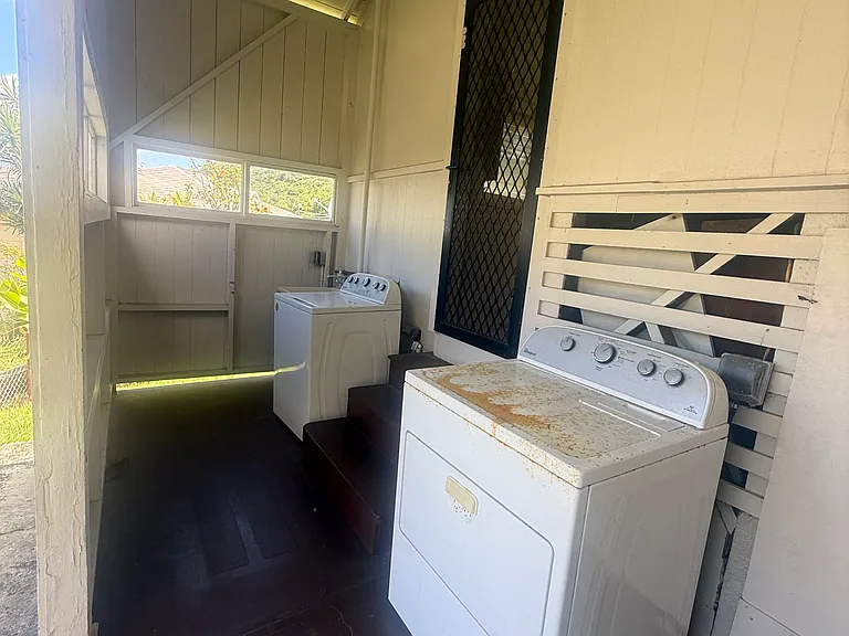 2329 Orchid St — Photo 13