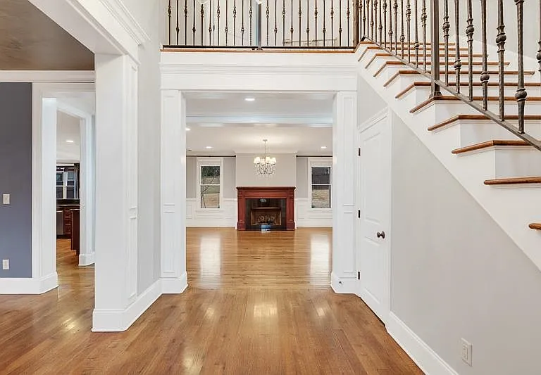 10227 Matwood Oak Dr — Photo 3