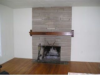 5th image of 1916 E Marilyn Dr