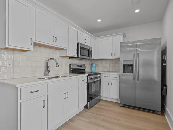 (undisclosed Address), Atlantic Beach, NC 28512