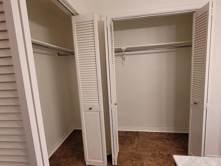 4559 Tradewinds Dr — Photo 8