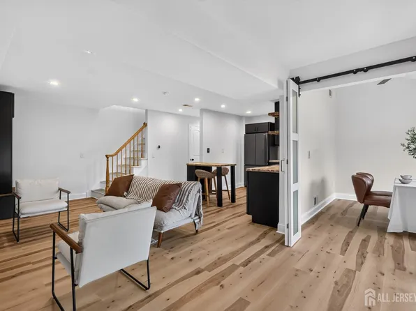 3519 Richmond Ct, Hillsborough, NJ 08844