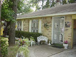 2nd image of 15319 Mesa Dr