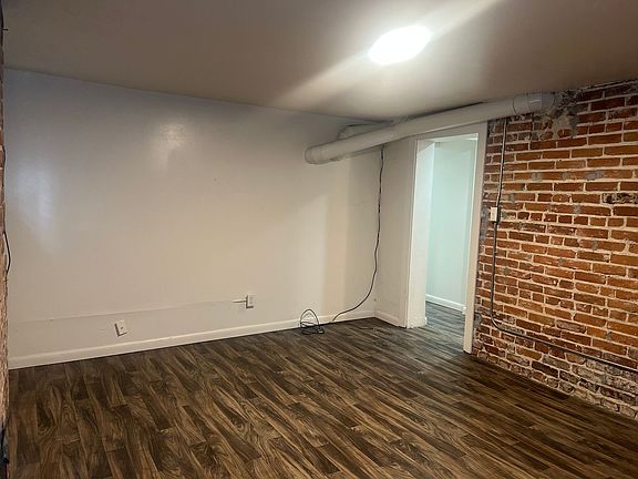 5th image of 1757 Vine St #1