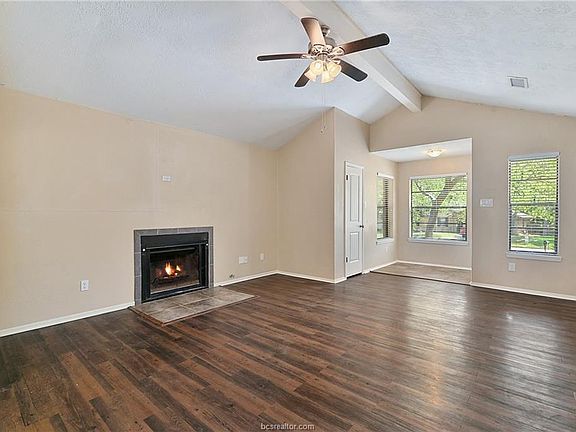 4th image of 2114 La Brisa Dr