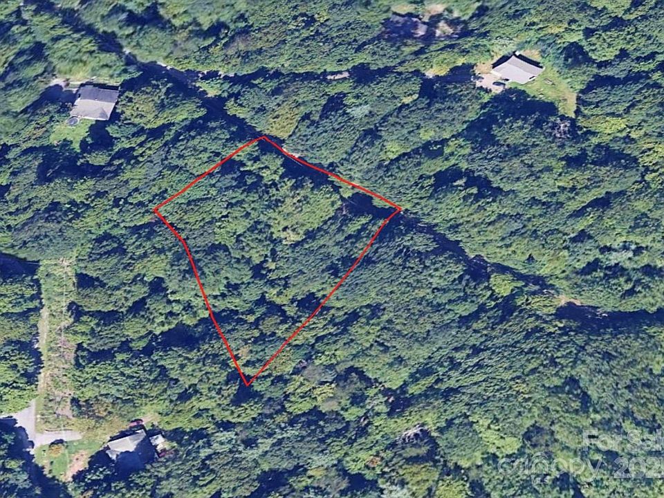 2nd image of 1 Green Ridge Falls Rd