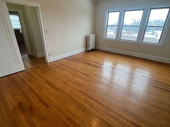 2nd image of 12493 Cedar Rd #16