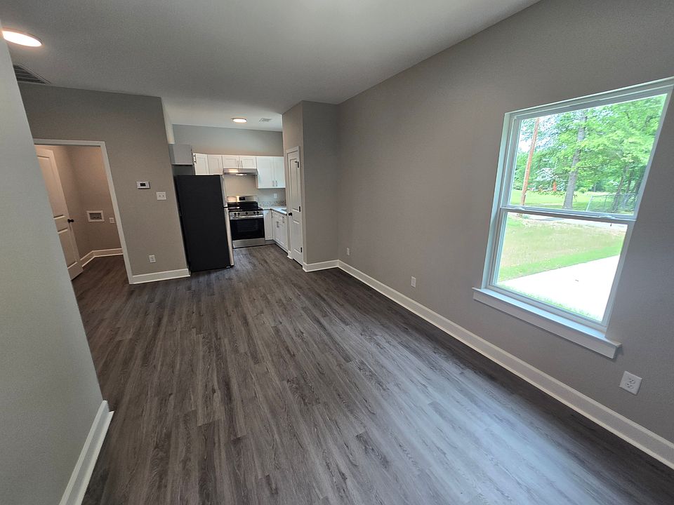 1523 Cedar_06122025