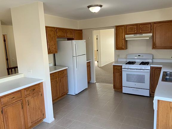 5th image of 206 Glasgow Ln