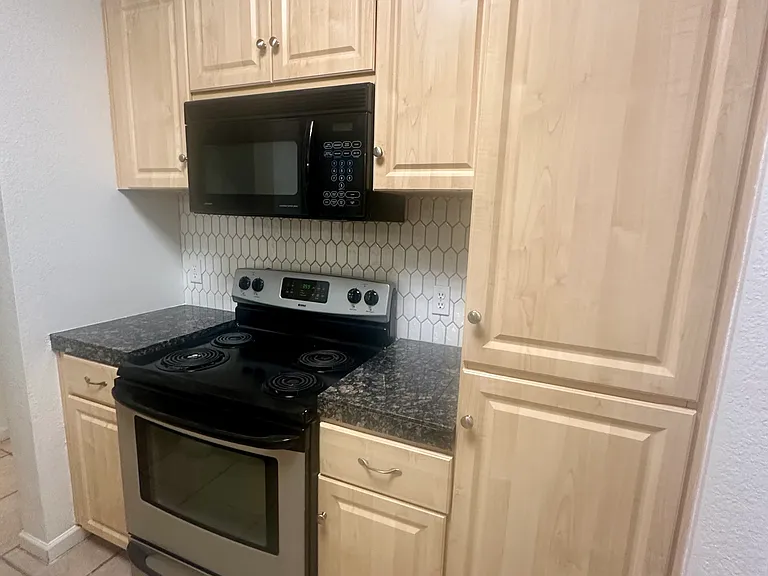 1411 E Orangewood Ave #116 — Photo 17