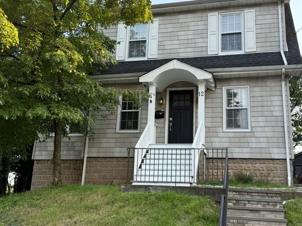 12 Orange Heights Ave