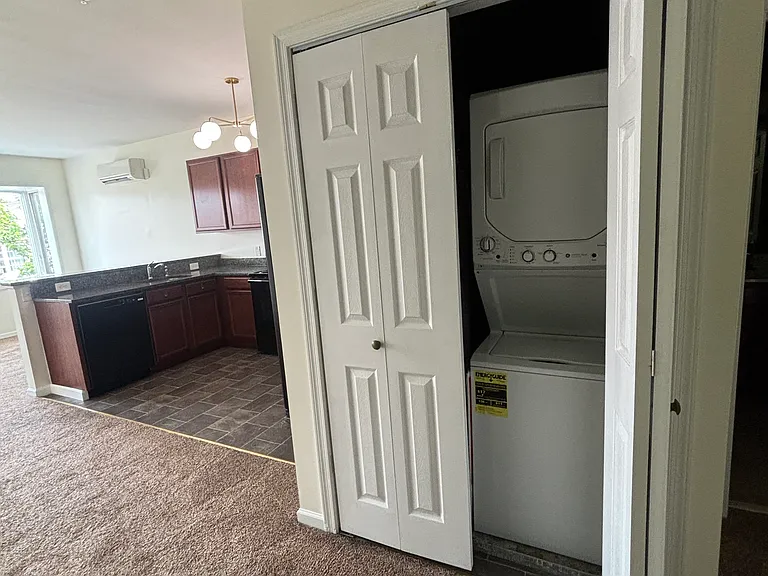 316 Bridge St #D — Photo 3