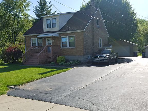 2nd image of 9836 Kennedy Ave