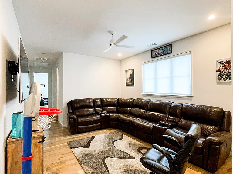 4116A Eden Ave — Photo 16
