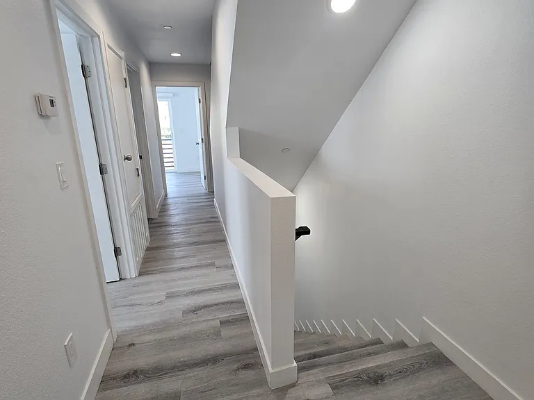 1805 Workman St #1 — Photo 8