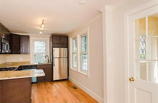 2 Braemore Rd #1 — Photo 2