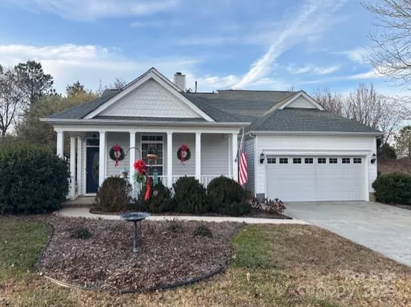 2561 Governors Pointe Ct NE, Concord, NC 28025