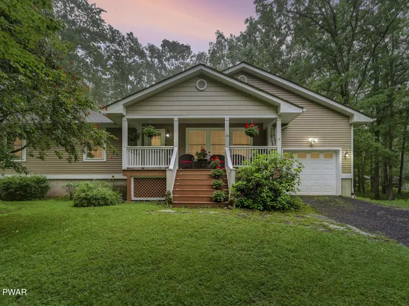 136 Weasel Rd, Dingmans Ferry, PA 18328