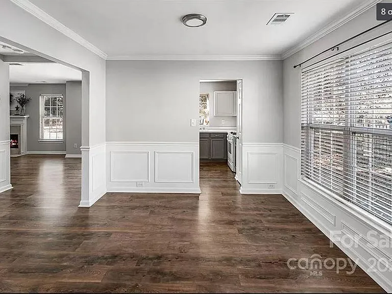 4613 Maple Crest Pl — Photo 6