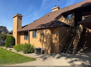 1345 W 18th Ave, Oshkosh, WI 54902