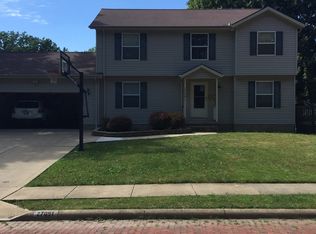 27091 Fullerwood Dr, Euclid, OH