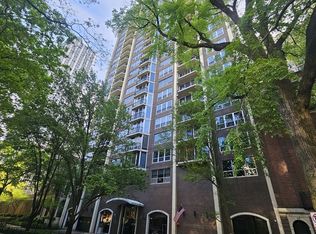 1515 N Astor St #23BC, Chicago, IL 60610