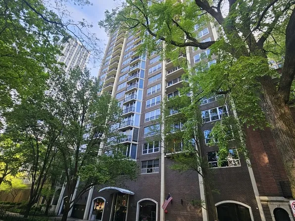 1515 N Astor St #23BC, Chicago, IL 60610