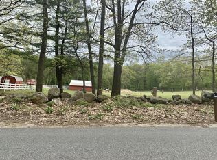 174 Rowley Hill Rd, Sterling, MA 01564