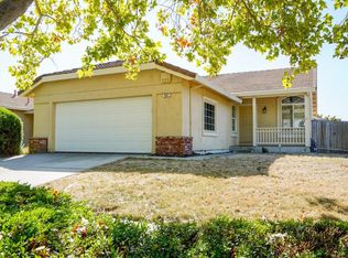 843 Foothill Dr, Windsor, CA 95492