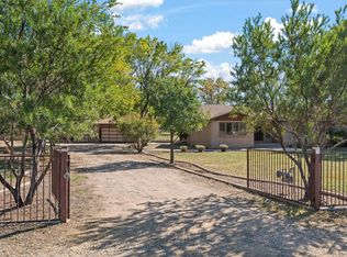 11 Riverside Rd, Peralta, NM 87042