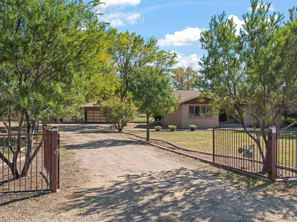 11 Riverside Rd, Peralta, NM 87042