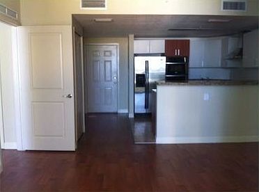 4th image of 170 SE 14th St APT 2506