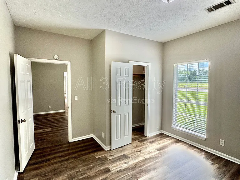 1520 Hogan Rd — Photo 22