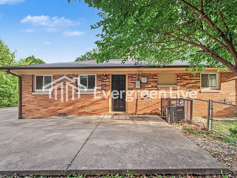 6632 W 13th St — Photo 14