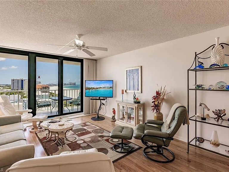 260 Seaview Ct #1609 — Photo 5
