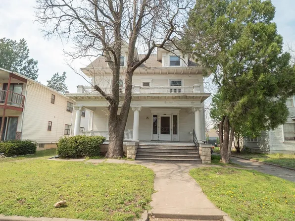 1715 N Park Pl, Wichita, KS 67203