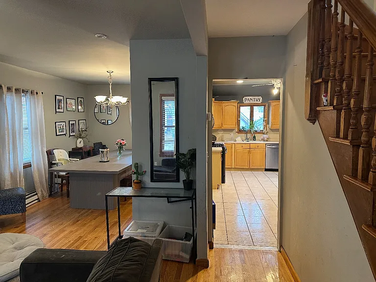 445 3rd Ave — Photo 7