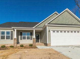 105 Madalyn Ct, Dudley, NC 28333