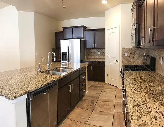 4596 Arabela Dr — Photo 5