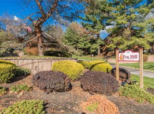 196 Red Cardinal Ct, Poughkeepsie, NY 12603