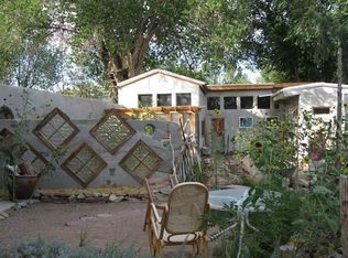 11 River St, Cerrillos, NM 87010