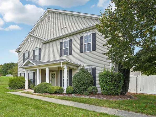 302 Geoffrey Way, Kernersville, NC 27284