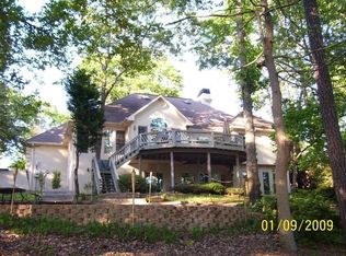 423 Wexford Cir, Bonaire, GA