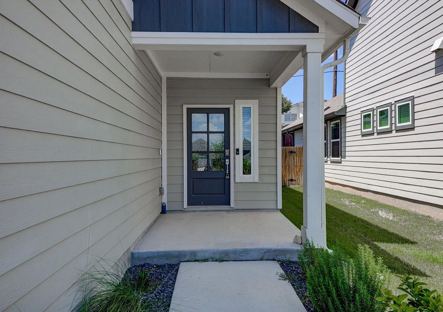 Wonderful 4 Bed 3 Bath home built in 2022 — Photo 3