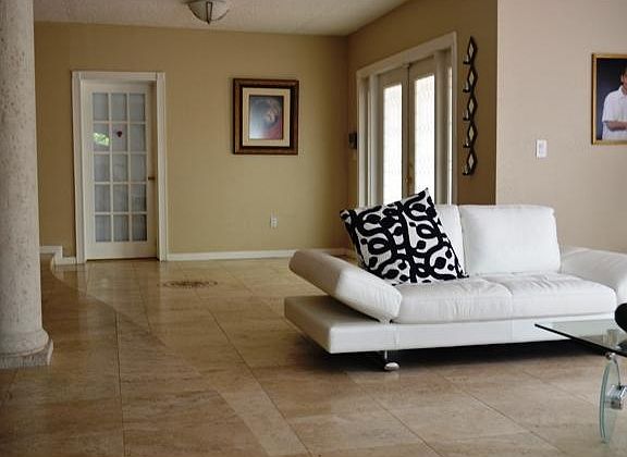 2nd image of 560 N Shore Dr