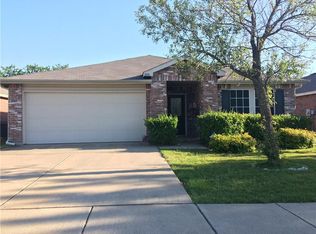 2016 Blanco Ln, Justin, TX 76247