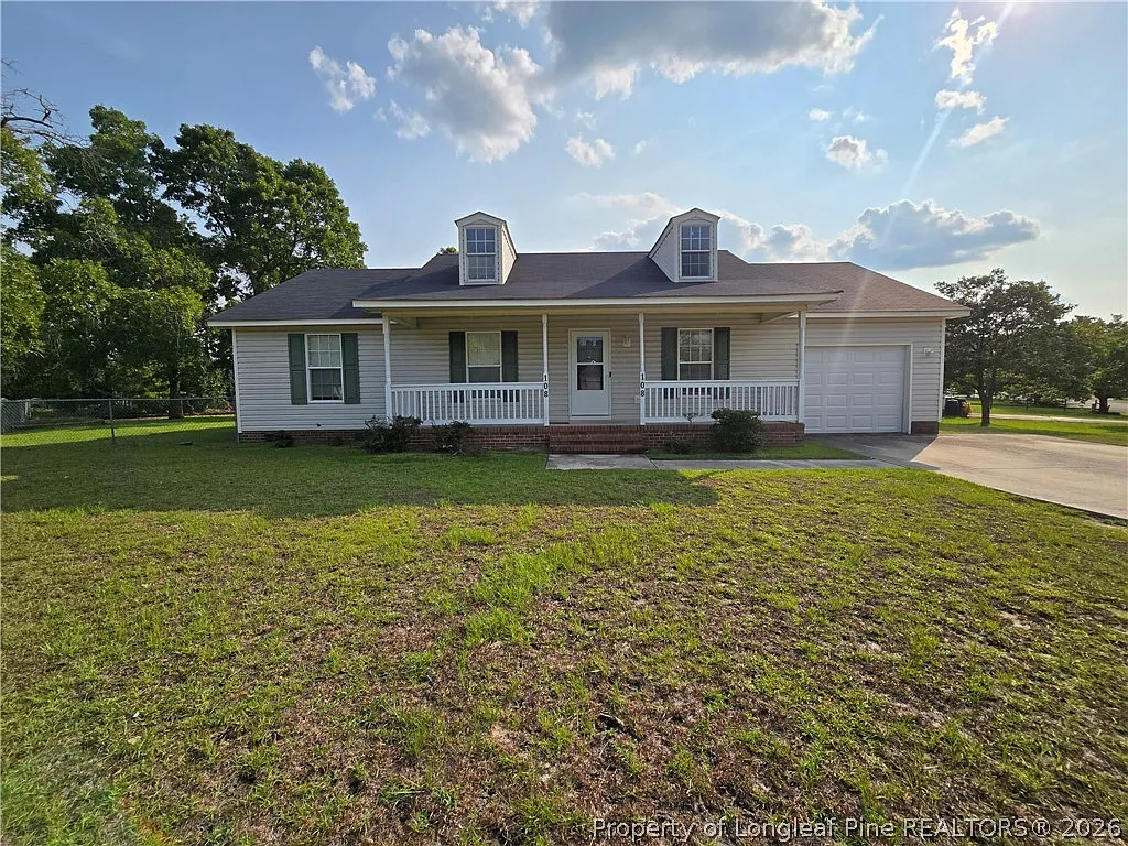 3 bed, 2.0 bath, 1250 sqft, $1,750 — Photo 2