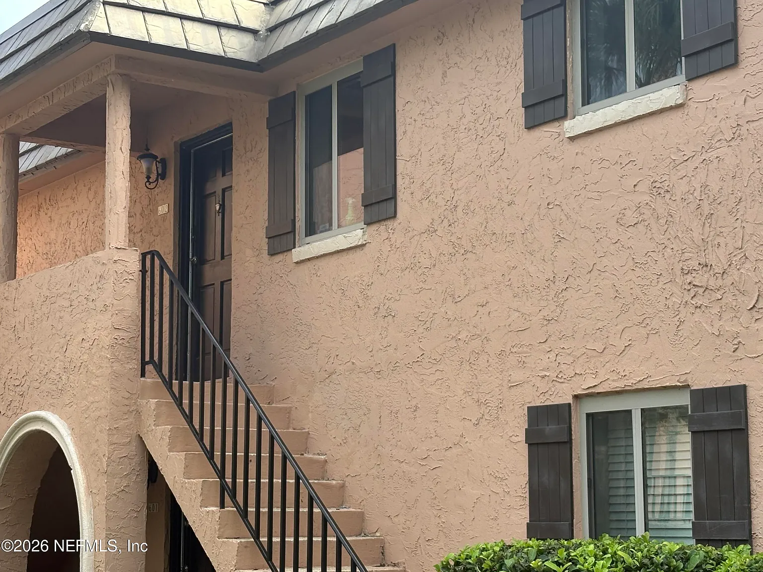 3 bed, 2.0 bath, 1276 sqft, $1,800 — Photo 3